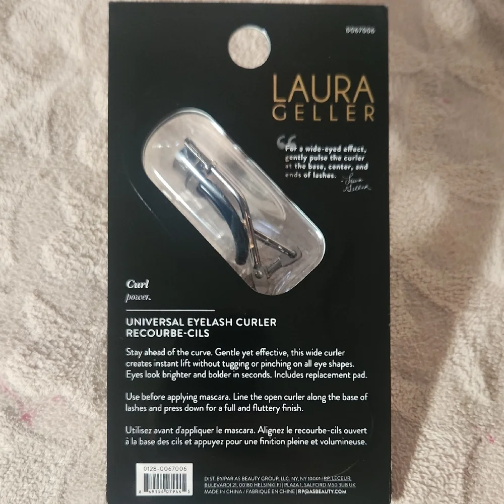 Laura Geller Silver Eyelash Curler with Replacement Pad